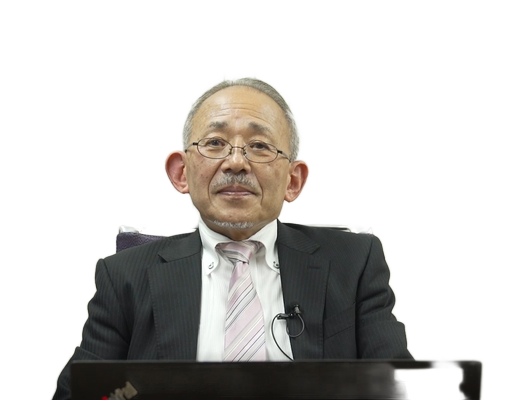 headshot of advisor